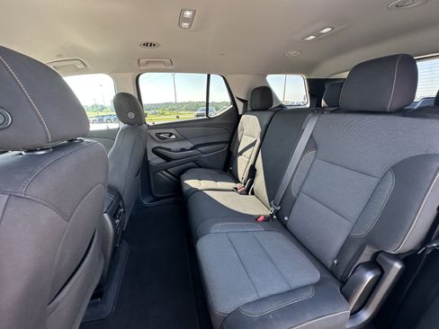Certified 2021 Chevrolet Traverse LS FWD image 22