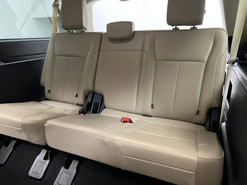 Used 2024 Ford Expedition Max XLT image 36