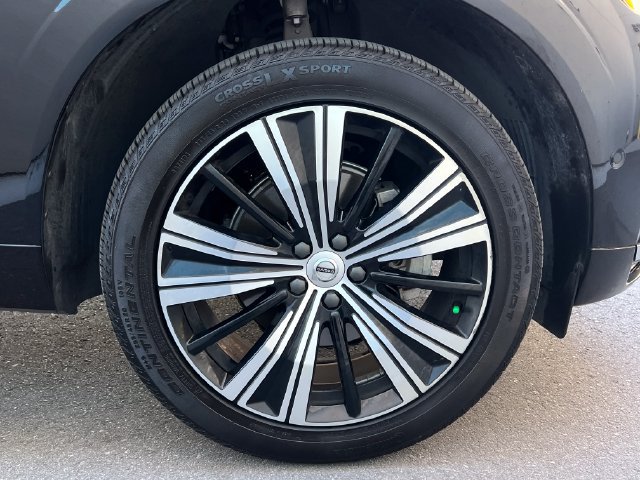Used 2022 Volvo XC60 B5 Inscription w/ Advanced Package FWD image 12