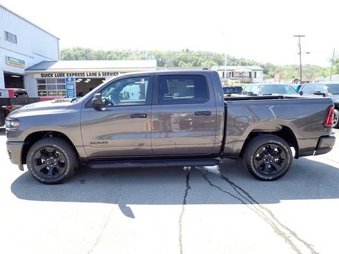 New 2026 RAM 1500 Express AWD/4WD image 2