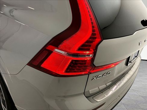 Used 2023 Volvo XC60 B5 Ultimate w/ Climate Package AWD/4WD image 23