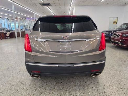 Used 2018 Cadillac XT5 FWD image 6