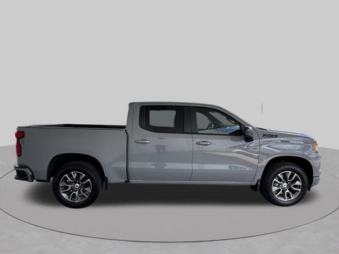 Used 2025 Chevrolet Silverado 1500 RST AWD/4WD image 7