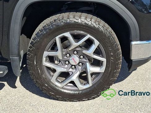 Used 2023 GMC Sierra 1500 SLT w/ SLT Premium Package AWD/4WD image 8