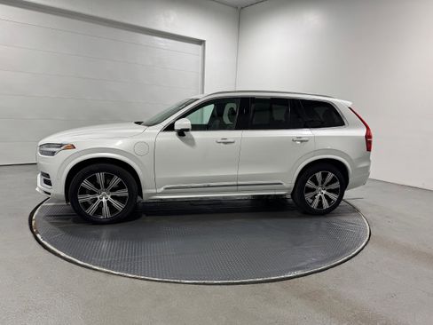 Used 2021 Volvo XC90 T8 Inscription w/ Advanced Package image 28
