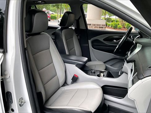 Used 2020 GMC Terrain SLT w/ Preferred Package FWD image 9