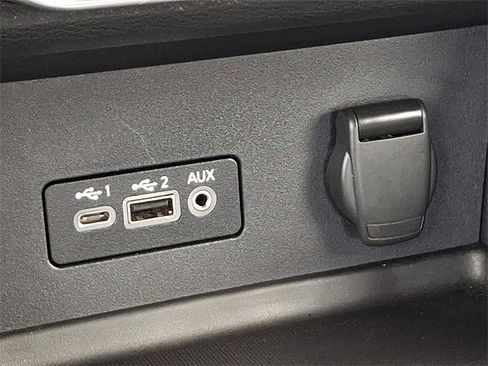 Used 2023 Nissan Sentra SV image 25