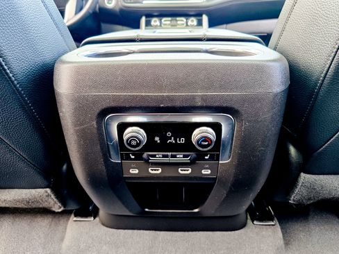 Used 2023 GMC Yukon XL Denali w/ Max Trailering Package image 22