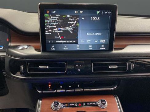 Used 2021 Lincoln Aviator Grand Touring w/ Equipment Group 302A AWD/4WD image 13