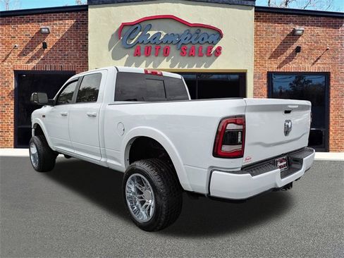 Used 2022 RAM 2500 Laramie w/ Night Edition image 7