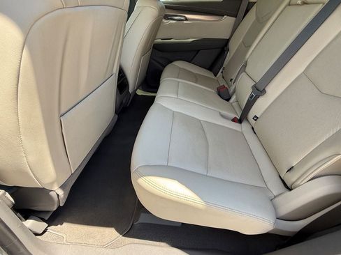 Used 2023 Cadillac XT5 Premium Luxury FWD image 13