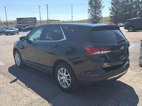 Used 2022 Chevrolet Equinox LT image 6