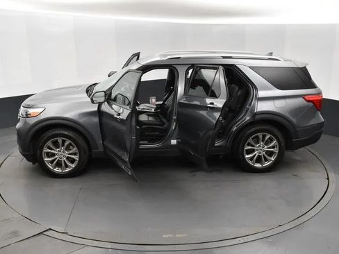 Used 2022 Ford Explorer Limited AWD/4WD image 7