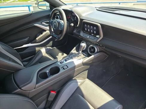 Used 2024 Chevrolet Camaro LT RWD image 18
