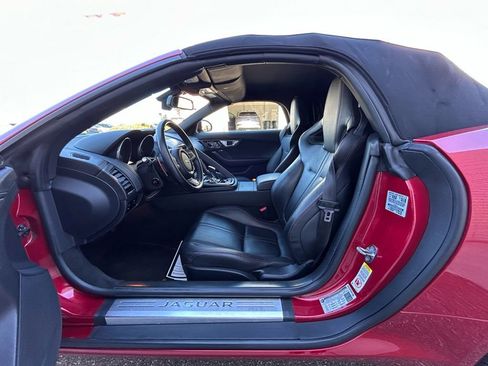 Used 2014 Jaguar F-TYPE S image 19