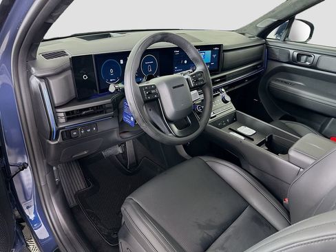 New 2026 Hyundai Santa Fe Calligraphy FWD image 9