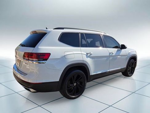 Used 2023 Volkswagen Atlas SE w/ Black Wheel Package AWD/4WD image 5