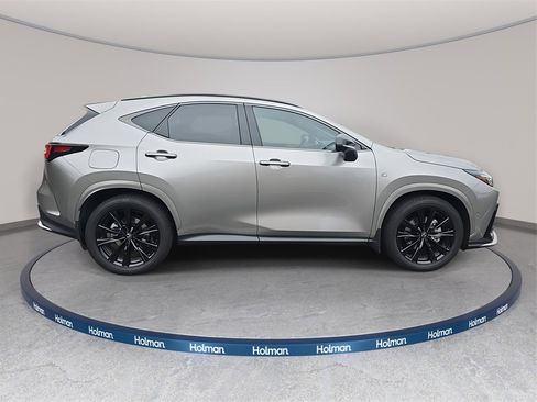 Certified 2025 Lexus NX 450h+ F Sport image 4