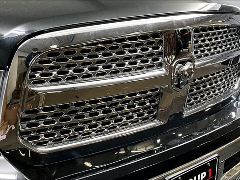 Used 2017 RAM 1500 Laramie w/ Convenience Group image 28