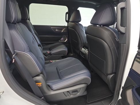 New 2026 INFINITI QX80 4WD w/ Sport Exterior Package image 11
