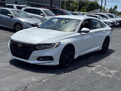 Used 2019 Honda Accord Sport image 1