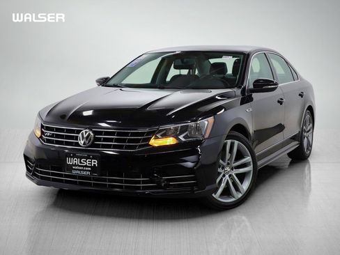 Used 2017 Volkswagen Passat 1.8T R-Line image 1