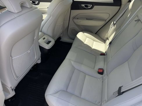 Used 2023 Volvo XC60 B5 Plus w/ Climate Package AWD/4WD image 24