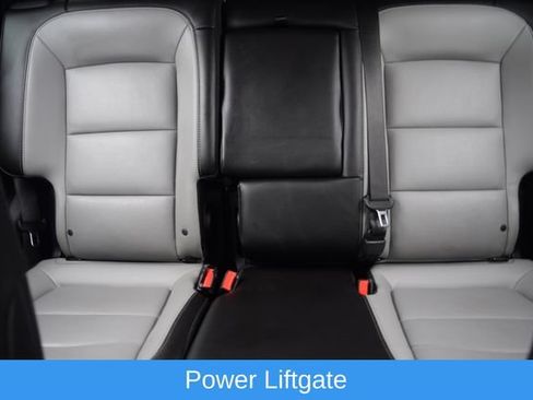 Used 2019 Chevrolet Equinox Premier FWD image 16