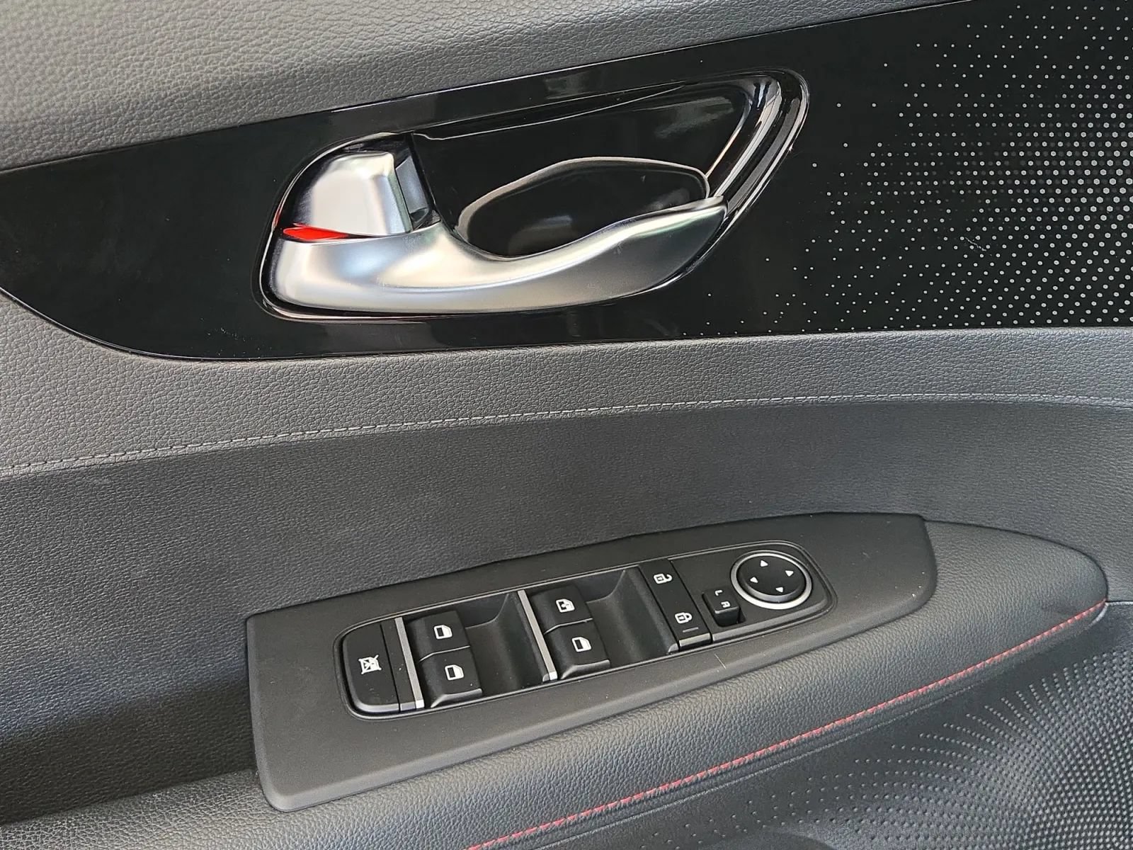 Used 2023 Kia Forte GT w/ GT2 Package FWD image 14