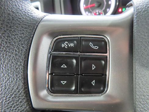 Used 2024 RAM 1500 Classic SLT image 22