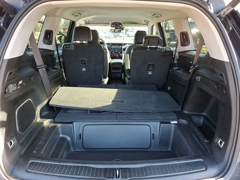 Used 2022 Jeep Grand Cherokee L Limited w/ Luxury Tech Group II AWD/4WD image 29