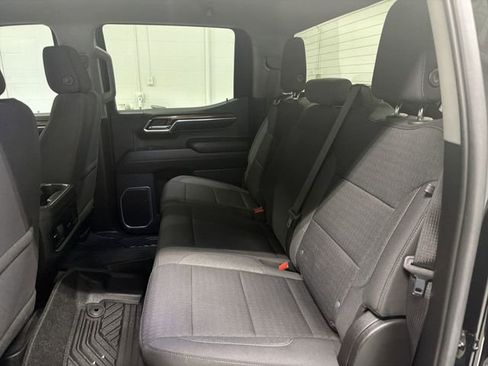 Certified 2023 Chevrolet Silverado 1500 LT AWD/4WD image 16