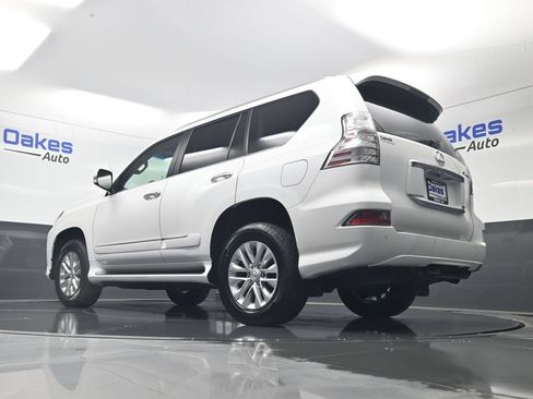 Used 2019 Lexus GX 460 Premium AWD/4WD image 45
