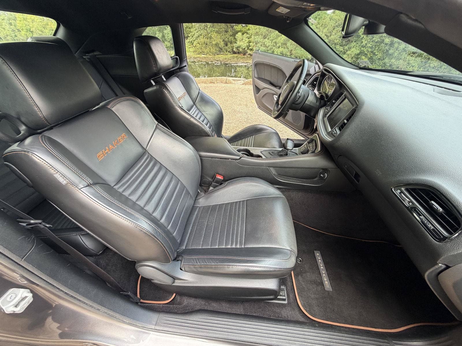 Used 2016 Dodge Challenger R/T Scat Pack RWD image 13
