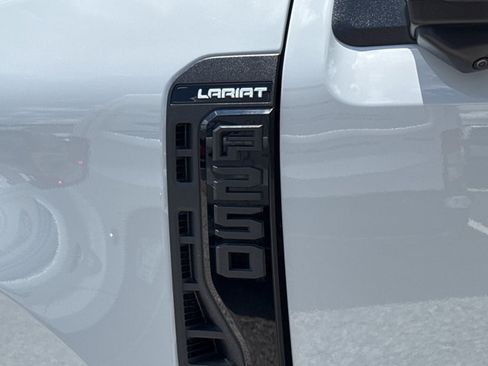 Used 2026 Ford F250 Lariat w/ Tremor Off-Road Package AWD/4WD image 4
