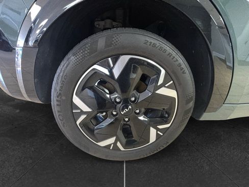Used 2023 Kia Niro Wind FWD image 16