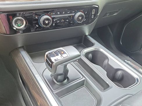 Used 2022 Chevrolet Silverado 1500 RST w/ Diesel Off-Road Package AWD/4WD image 16