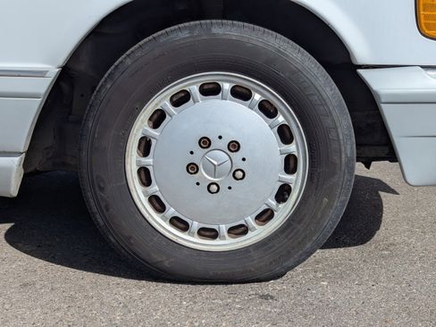 Used 1991 Mercedes-Benz 350 SDL image 41