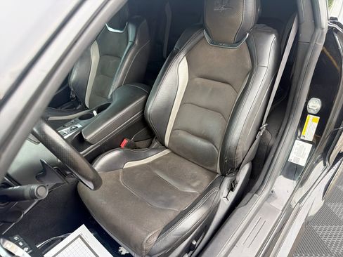 Used 2020 Chevrolet Camaro SS RWD image 13