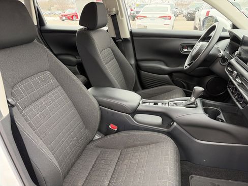 Certified 2023 Honda HR-V LX image 13