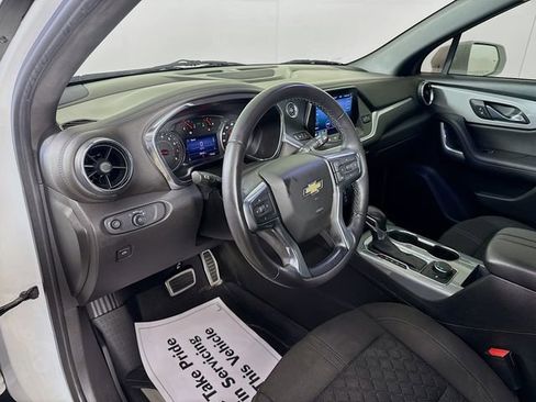 Used 2020 Chevrolet Blazer LT FWD image 11