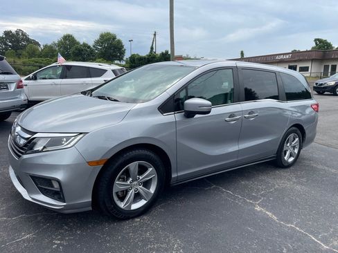 Used 2018 Honda Odyssey EX-L image 2