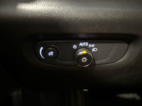 Certified 2023 Chevrolet Traverse LT image 25