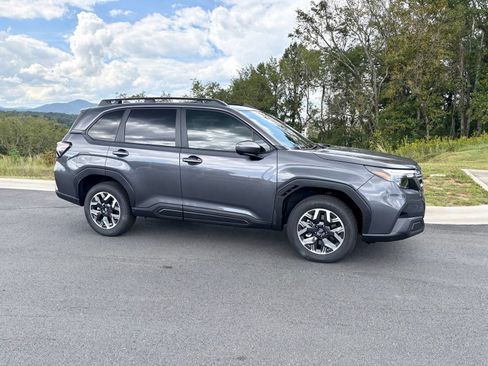 New 2026 Subaru Forester Premium AWD/4WD image 7