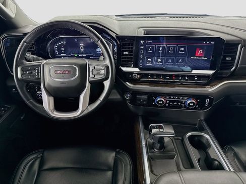 Used 2023 GMC Sierra 1500 Elevation w/ Preferred Package AWD/4WD image 22