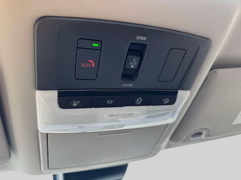 Certified 2025 Nissan Altima 2.5 SL FWD image 30