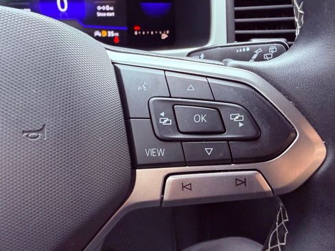 Used 2022 Volkswagen Atlas Cross Sport SE image 20