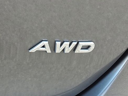 Used 2021 Nissan Rogue Sport S image 30