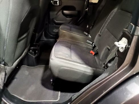Used 2021 Jeep Wrangler Unlimited Sport image 16