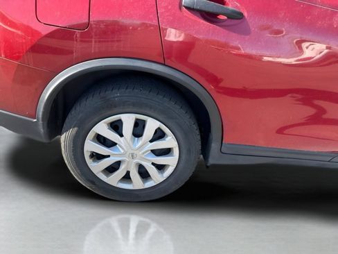 Used 2016 Nissan Rogue S FWD image 13